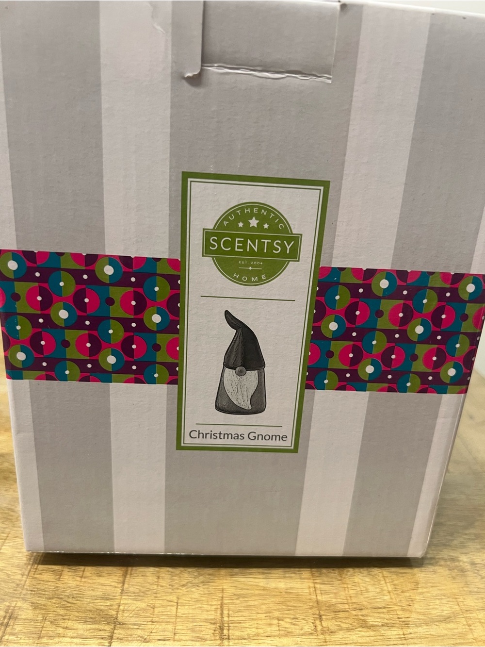 Scentsy "Christmas Gnome" fragrance warmer NEW